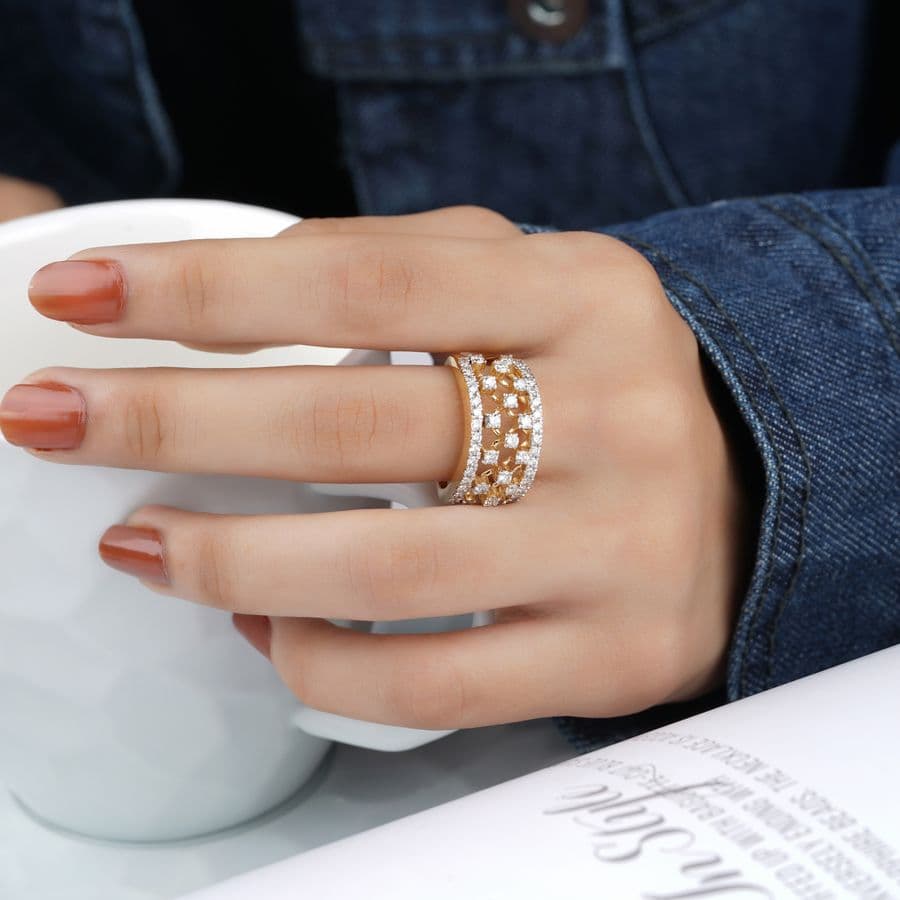 Ivy Signet Ring